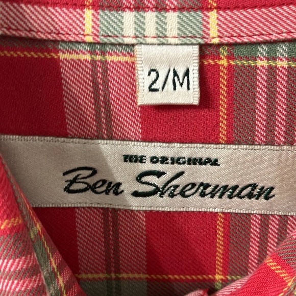 Ben Sherman Red and Green Casual Button Down Shirt - Picture 2 of 5